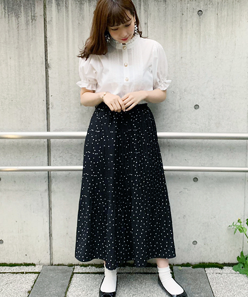 apres jour（アプレジュール）の「イロイロボタンハイネックブラウス【ZOZOTOWN限定アイテム】（シャツ/ブラウス・レディース・ブラック/オフホワイト/ライトピンク/スモークピンク・フリー）」の13枚目の写真