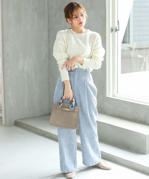 Edit Sheen(エディットシーン)の「スカーフハンドルミディバッグ(ハンドバッグ・レディース・ブラック/アイボリー/モカ・FREE)」の6枚目の写真