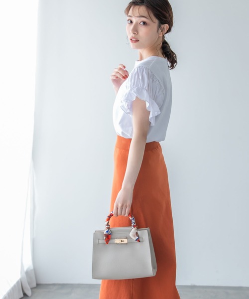 Edit Sheen(エディットシーン)の「スカーフハンドルミディバッグ(ハンドバッグ・レディース・ブラック/アイボリー/モカ・FREE)」の20枚目の写真