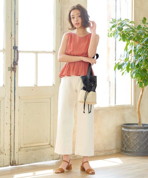 KOBE LETTUCE（コウベレタス）の「フェイクレザーコンビかご巾着バッグ（かごバッグ・レディース・グレイッシュベージュ/イエロー/キャメル/ブラック・FREE）」の12枚目の写真