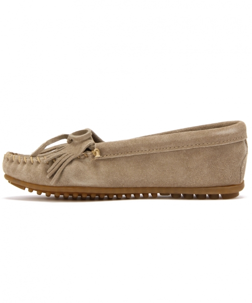 Minnetonka（ミネトンカ）の「[ミネトンカ]MINNETONKA スエードMOCシューズ（モカシン/デッキシューズ・レディース・ブラウン/ネイビー/ライトグレー/ブラック/ケリー・8(25.0)/6(23.0)/5(22.0)/7(24.0)）」の10枚目の写真