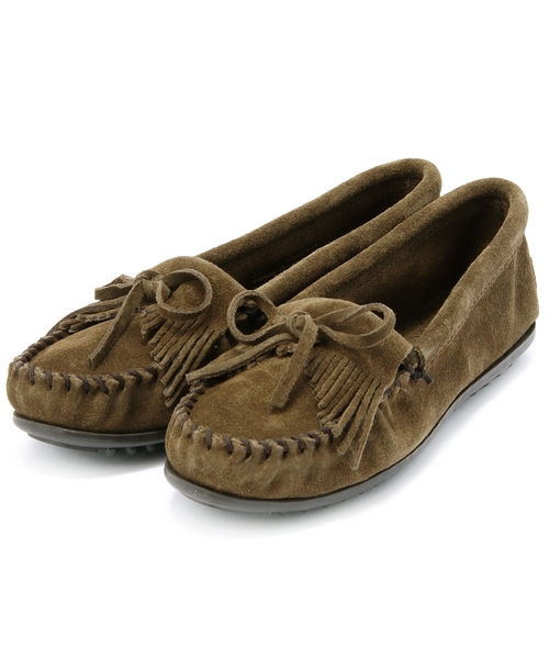 Minnetonka（ミネトンカ）の「[ミネトンカ]MINNETONKA スエードMOCシューズ（モカシン/デッキシューズ・レディース・ブラウン/ネイビー/ライトグレー/ブラック/ケリー・8(25.0)/6(23.0)/5(22.0)/7(24.0)）」の14枚目の写真