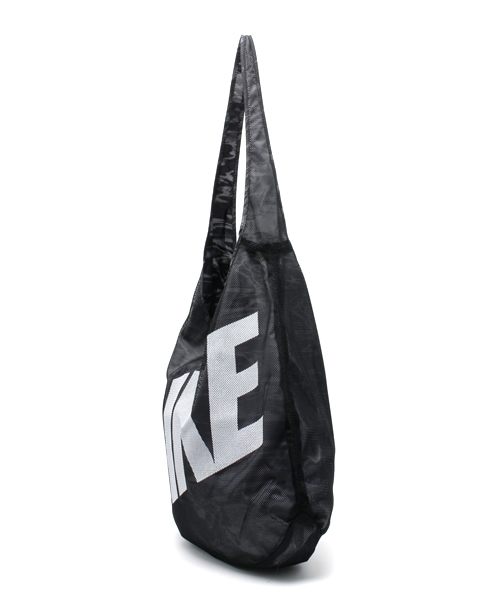 NIKE（ナイキ）の「ナイキ グラフィック リバーシブル トート（ショルダーバッグ・レディース・ブラック/ピンク/ライトグリーン・ONE SIZE）」の12枚目の写真