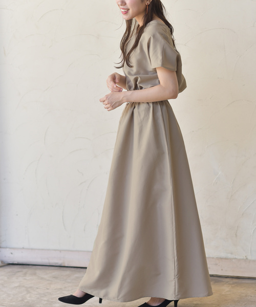 rps（アールピーエス）の「ベルト付きマキシワンピース（ワンピース・レディース・ブラック/ベージュ/モカ/グレイッシュベージュ・M）」の4枚目の写真