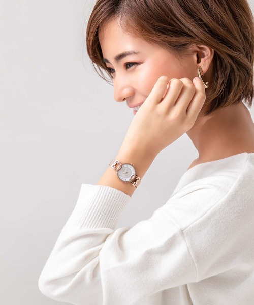【美品】フルラ FURLA コロナ Yahoo!オークション - FURLA フルラ CORONA コロナ ロゴ金具