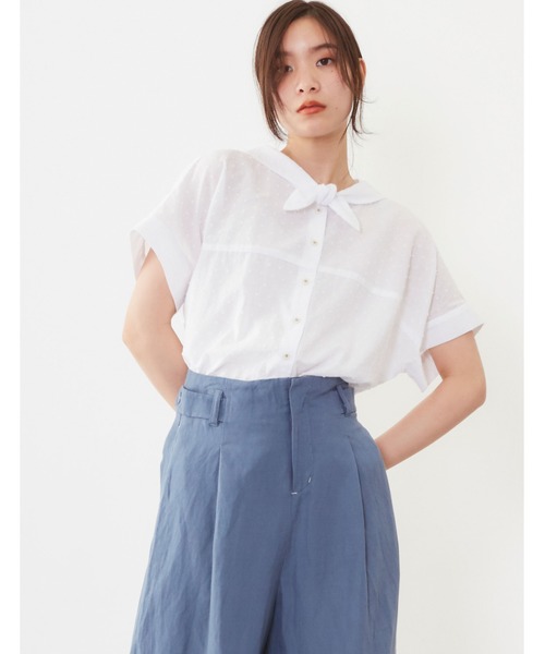 POU DOU DOU(プードゥドゥ)の「【FUDGE5月号掲載】ネッカチーフブラウス(シャツ/ブラウス・レディース・ブラック/ベージュ/ネイビー/オフホワイト・3)」の2枚目の写真