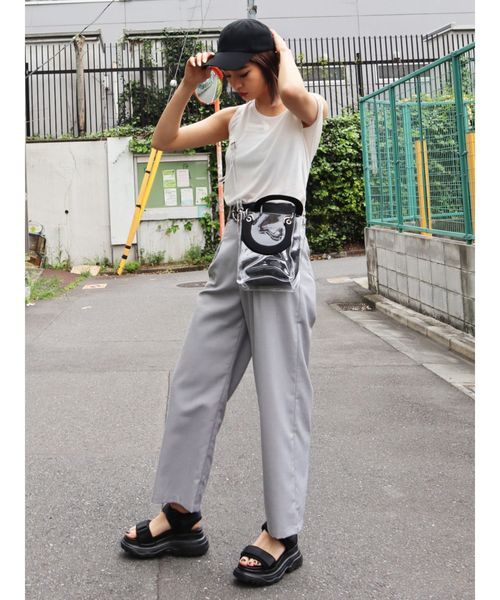 EMODA（エモダ）の「COTTON DAMAGEキャップ（キャップ・レディース・ブラック/ホワイト・FREE）」の4枚目の写真