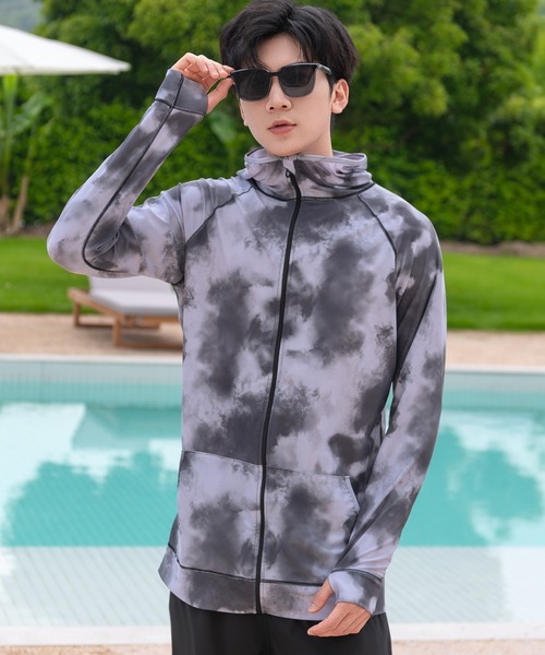 TeddyShop（テディショップ）の「【UVカット率 99.9%以上/UPF50+/水陸両用】メンズ フード付きフロントジップ長袖ラッシュガード（パーカー・メンズ・ブルー/ブラック/ネイビー/ホワイト/ダークグレー/ブルー系その他/ブルーグレー/グレー/ブラック系その他/カーキ/ブラック×ホワイト/ブラック系その他2/グレー系その他/グレー系その他2・LL/M/L/S）」の10枚目の写真