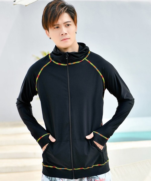 TeddyShop（テディショップ）の「【UVカット率 99.9%以上/UPF50+/水陸両用】メンズ フード付きフロントジップ長袖ラッシュガード（パーカー・メンズ・ブルー/ブラック/ネイビー/ホワイト/ダークグレー/ブルー系その他/ブルーグレー/グレー/ブラック系その他/カーキ/ブラック×ホワイト/ブラック系その他2/グレー系その他/グレー系その他2・LL/M/L/S）」の15枚目の写真