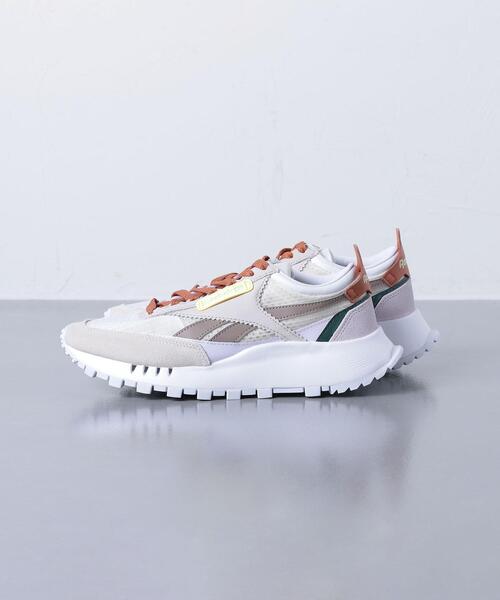 Reebok（リーボック）の「＜Reebok（リーボック）＞CL LEGACY スニーカー（スニーカー・レディース・ライトグレー/ナチュラル・22cm/22.5cm/23cm/23.5cm/24cm/24.5cm/25cm）」の3枚目の写真