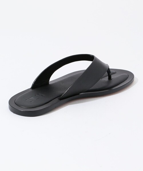 TOMORROWLAND （トゥモローランド）の「JVAM レザー トングサンダル（サンダル・レディース・ホワイト/ブラック・38/36/37）」の5枚目の写真