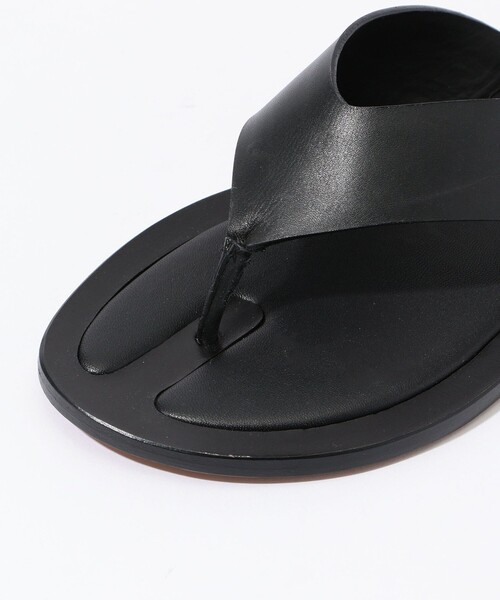 TOMORROWLAND （トゥモローランド）の「JVAM レザー トングサンダル（サンダル・レディース・ホワイト/ブラック・38/36/37）」の6枚目の写真