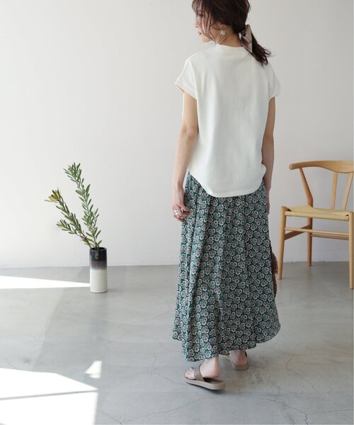 frames RAY CASSIN（フレームスレイカズン）の「【WEB限定】フレンチスリーブモックネックプルオーバー（Tシャツ/カットソー・レディース・ブラック/ベージュ/オフホワイト・FREE）」の11枚目の写真