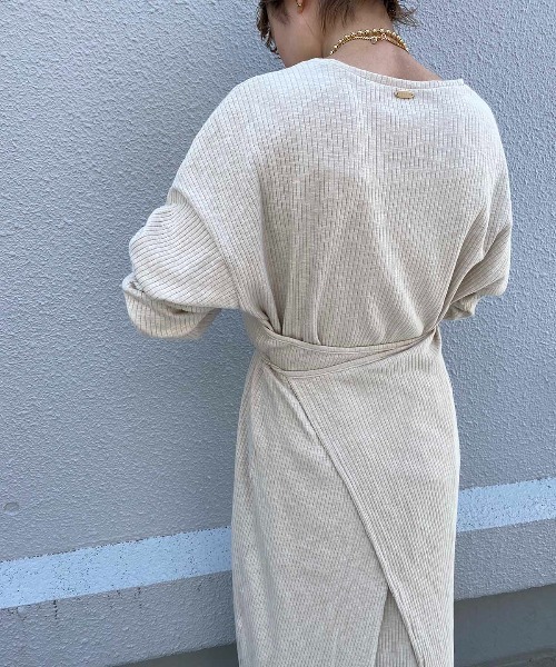 PICCIN（ピッチン）の「【日本製】3WAYリブカットプルオーバー（Tシャツ/カットソー・レディース・ブラック/ベージュ/オフホワイト・M）」の14枚目の写真