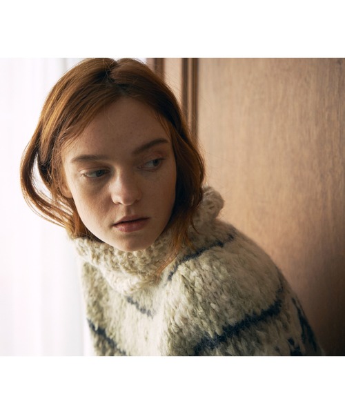 UNFIL(アンフィル)の「unfil アンフィル / cashmere blend hand-knit sweater カシミヤブレンド 求心柄手編みセーター / WOFL-UW130(ニット/セーター・レディース・ベージュ系その他・1)」の7枚目の写真