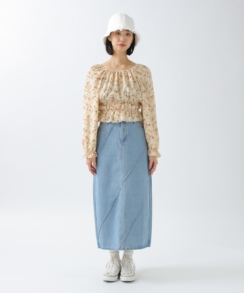 ALAND(エーランド)の「3.3Field Trip/FLORALシャーリングブラウス 2943010(シャツ/ブラウス・レディース・ブルー/ライトベージュ・FREE)」の16枚目の写真