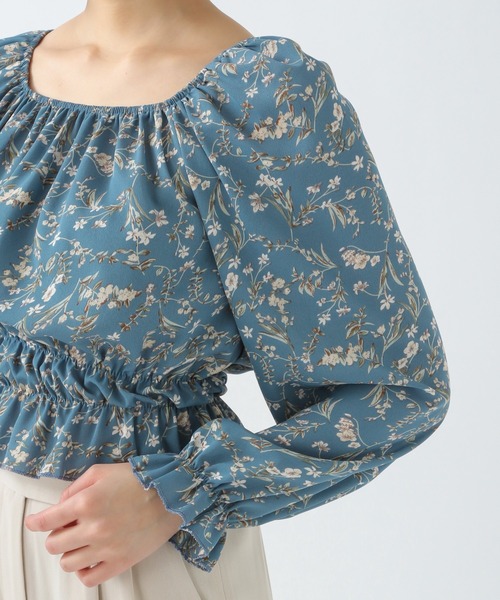 ALAND(エーランド)の「3.3Field Trip/FLORALシャーリングブラウス 2943010(シャツ/ブラウス・レディース・ブルー/ライトベージュ・FREE)」の17枚目の写真