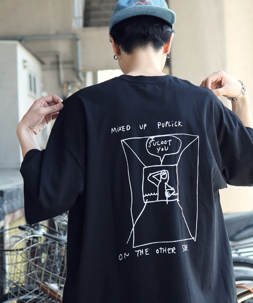 Mark Gonzales(マーク・ゴンザレス)の「Mark Gonzales / マークゴンザレス 別注 コラボ オーバーサイズ Tシャツ(Tシャツ/カットソー・メンズ・ホワイト系その他/ブラック系その他/グレー系その他/ブルー系その他/ホワイト系その他2/ホワイト系その他3/ホワイト系その他4/ブラック系その他2/グレー系その他2/ブルー系その他2/ブラック系その他3/ホワイト系その他5・MEDIUM/LARGE)」の8枚目の写真