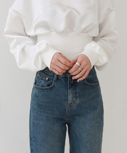 by muni:r（バイ ムニール）の「ユニークなクロップドトレーナーTシャツ（スウェット・レディース・ネイビー/アイボリー・FREE）」の19枚目の写真