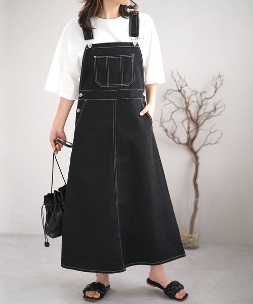 ＡＮＤＪ（アンドジェイ）の「配色ステッチジャンパースカート（ジャンパースカート・レディース・ライトカーキ/ブラック/ベージュ系その他/ブルーグレー/ピンク・M）」の2枚目の写真