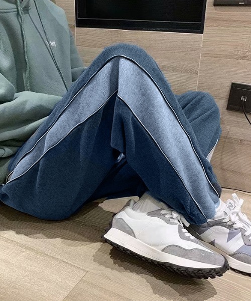 emi+（エミプラス）の「サイドジップデザイン２WAYライン入りスウェットパンツ（その他パンツ・レディース・ホワイト/チャコールグレー/ライトブルー/ブラック/グレー/ブルー・S/M/L）」の22枚目の写真