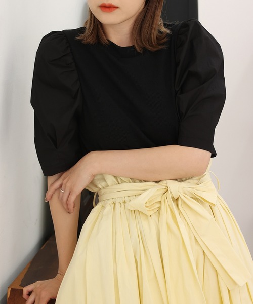 one after another NICE CLAUP(ワンアフターアナザーナイスクラップ)の「【Web限定】袖コンシャステレコプルオーバー(Tシャツ/カットソー・レディース・ブラック/ベージュ/オフホワイト/ブラック系その他・FREE)」の1枚目の写真