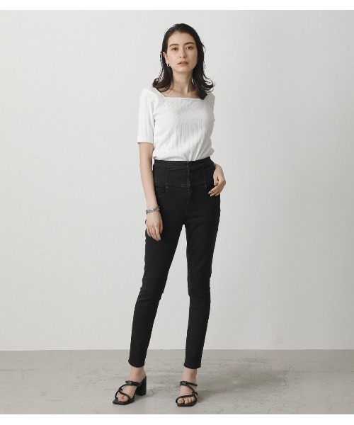 AZUL by moussy（アズールバイマウジー）の「HI-WAIST BUTTON DENIM SKINNY/ハイウエストボタンデニムスキニー（デニムパンツ・レディース・ホワイト/ブラック/ライトブルー/ダークブルー/ベージュ・X-SMALL/LARGE/MEDIUM/SMALL）」の15枚目の写真