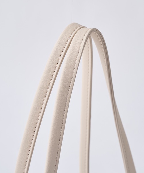 one after another NICE CLAUP（ワンアフターアナザーナイスクラップ）の「ポーチ付ミニトートバッグ（ショルダーバッグ・レディース・イエロー/アイボリー/グレイッシュベージュ・FREE）」の17枚目の写真