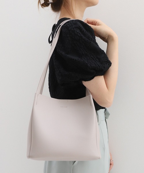 one after another NICE CLAUP（ワンアフターアナザーナイスクラップ）の「ポーチ付ミニトートバッグ（ショルダーバッグ・レディース・イエロー/アイボリー/グレイッシュベージュ・FREE）」の21枚目の写真