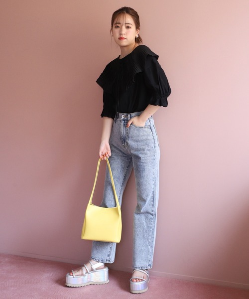 one after another NICE CLAUP（ワンアフターアナザーナイスクラップ）の「ポーチ付ミニトートバッグ（ショルダーバッグ・レディース・イエロー/アイボリー/グレイッシュベージュ・FREE）」の4枚目の写真