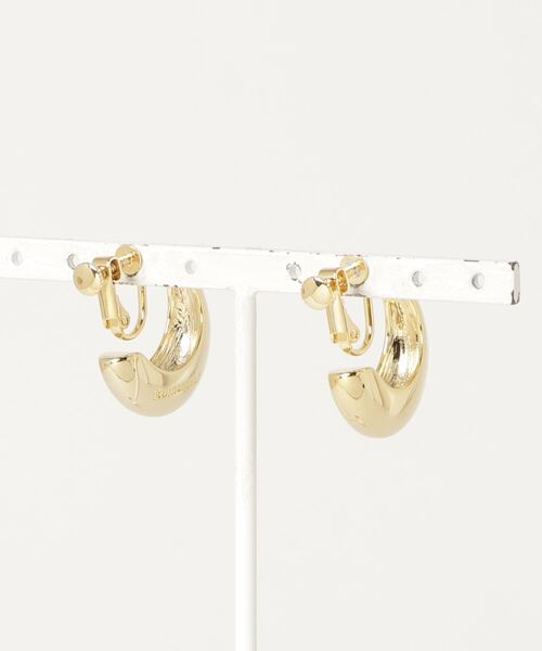 Romansual(ロマンシュアル)の「Romansual/moonイヤリング(イヤリング・レディース・ゴールド・FREE)」の8枚目の写真