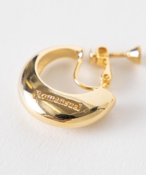 Romansual(ロマンシュアル)の「Romansual/moonイヤリング(イヤリング・レディース・ゴールド・FREE)」の6枚目の写真