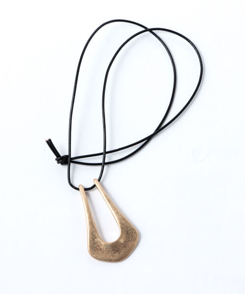 NOLLEY’S（ノーリーズ）の「U字トップ革ひもネックレス（ネックレス・レディース・シルバー/ゴールド/ブラック・FREE）」の15枚目の写真
