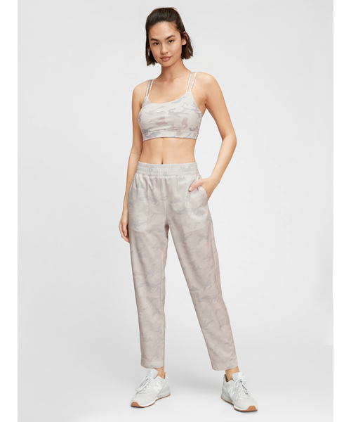 GAP(ギャップ)の「Gapfit ランアラウンド パンツ(その他パンツ・レディース・ライトグレー/ブラック/ネイビー/グリーン/ベージュ・XS/S/L/XXS/M)」の3枚目の写真