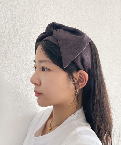 CEMONEMO（セモネモ）の「ボリューム リボン ヘアターバン（ヘアバンド・レディース・オレンジ/ブラック/グレー/モカ・FREE）」の13枚目の写真