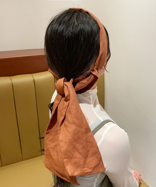 CEMONEMO（セモネモ）の「ボリューム リボン ヘアターバン（ヘアバンド・レディース・オレンジ/ブラック/グレー/モカ・FREE）」の19枚目の写真