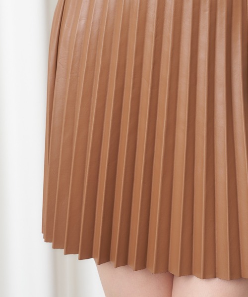 MIIA（ミーア）の「【入荷禁止】レザープリーツミニスカート（スカート・レディース・ブラック/ブラウン/ピンク・FREE）」の5枚目の写真