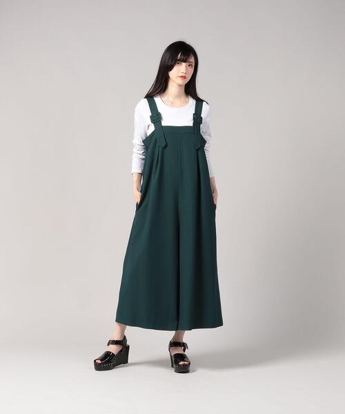To b. by agnes b.（トゥービーバイアニエスベー）の「WR59 COMBINAISON コンビネゾン（サロペット/オーバーオール・レディース・グリーン・40/38/36）」の2枚目の写真