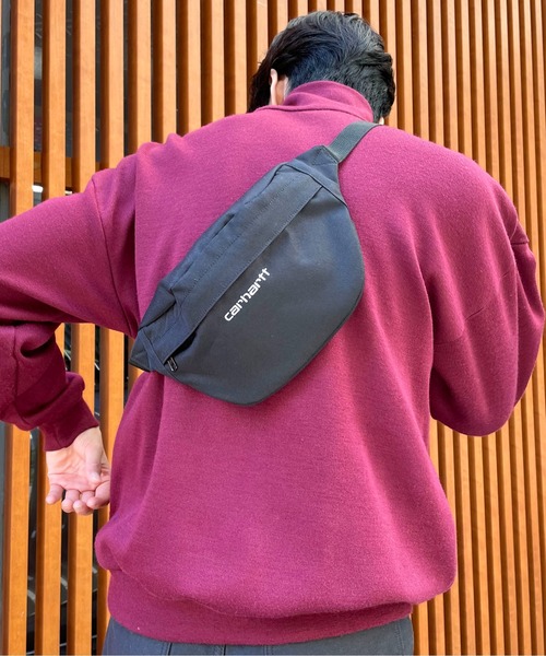 Carhartt WIP(カーハートダブリューアイピー)の「Carhartt WIP/カーハートダブリューアイピー Payton Hip Bag ウエストバッグ/ ボディバッグ ロゴ刺繍(ボディバッグ/ウエストポーチ・メンズ・ブラック/グリーン系カモフラージュ・FREE)」の9枚目の写真