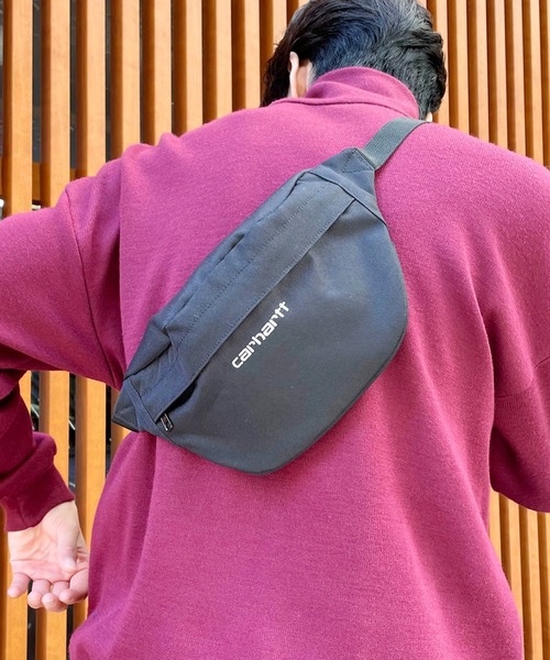 Carhartt WIP(カーハートダブリューアイピー)の「Carhartt WIP/カーハートダブリューアイピー Payton Hip Bag ウエストバッグ/ ボディバッグ ロゴ刺繍(ボディバッグ/ウエストポーチ・メンズ・ブラック/グリーン系カモフラージュ・FREE)」の11枚目の写真