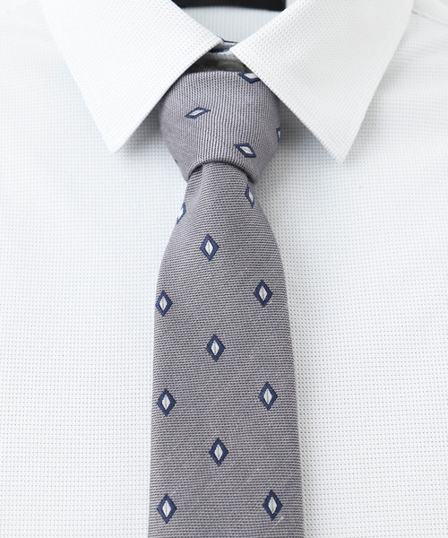 TETE HOMME(テットオム)の「三者混シリーズ シルクネクタイ(ネクタイ・メンズ・グレー系/グレー系1/グレー系2/グレー系3/ブラウン系/ブラウン系1/ブラウン系2/ブラウン系3/ネイビー系/ネイビー系1/ネイビー系2/ネイビー系3/グレー系5/ネイビー系4/ネイビー系5/ネイビー系6/グリーン系3/ネイビー系7/グレー系6/グリーン系2/ネイビー系8/グレー系4/グリーン系1・FREE)」の4枚目の写真