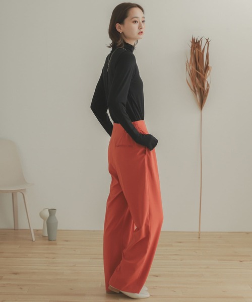 SENSE OF PLACE by URBAN RESEARCH（センスオブプレイスバイアーバンリサーチ）の「サムホールタートルネックトップ（Tシャツ/カットソー・レディース・ブラック/グリーン/アイボリー・ONE）」の20枚目の写真