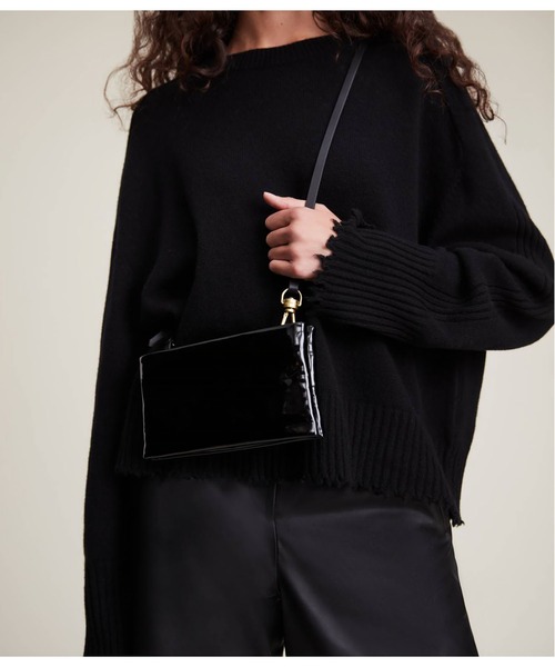 ALLSAINTS(オールセインツ)の「MILA LEATHER DOUBLE POUCH BAG | MILA レザー ダブル ポーチ バッグ(ショルダーバッグ・レディース・ブラック・ONE SIZE)」の13枚目の写真