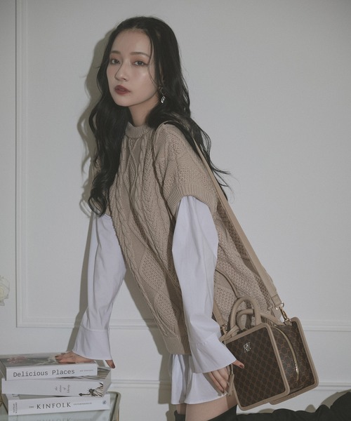 ANDGEEBEE（アンジービー）の「シャツニットワンピ（ニット/セーター・レディース・モカ/ベージュ・MEDIUM）」の11枚目の写真