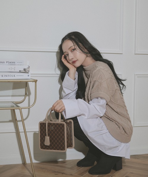 ANDGEEBEE（アンジービー）の「シャツニットワンピ（ニット/セーター・レディース・モカ/ベージュ・MEDIUM）」の16枚目の写真