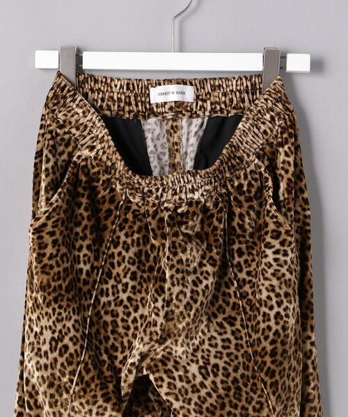 ERNEST W. BAKER(アーネストダブルベーカー)の「<ERNEST W.BAKER(アーネストダブルベイカー)> レオパード パンツ■■■(その他パンツ・メンズ・ベージュ・M/S)」の4枚目の写真