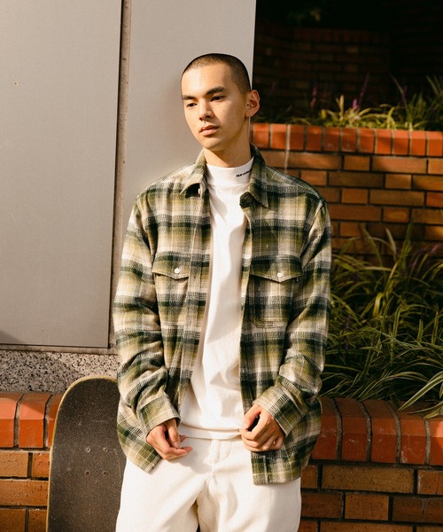 HUF（ハフ）の「HOMBRE PLAID L/S SHIRT / HUF シャツ ロングスリーブ（シャツ/ブラウス・メンズ・グリーン/パープル・SMALL/MEDIUM/LARGE/X-LARGE）」の4枚目の写真