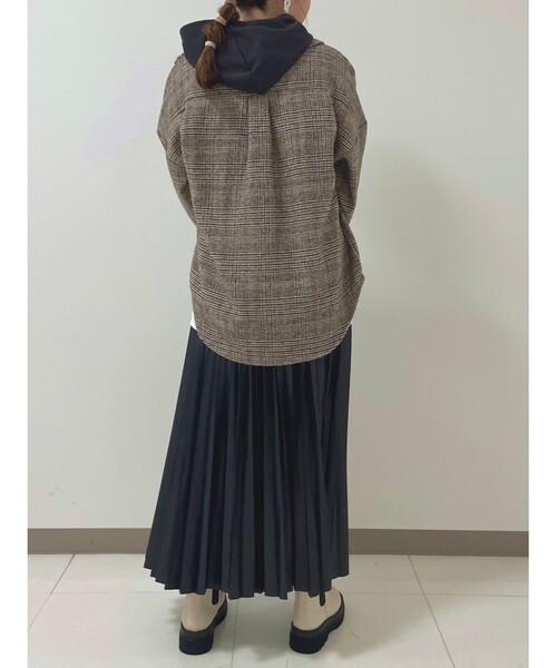 Cutie Blonde（キューティーブロンド）の「◆【S-L】フェイクレザープリーツスカート（スカート・レディース・ブラック/ダークグリーン/ダークブラウン/ベージュ・01/02/03）」の6枚目の写真