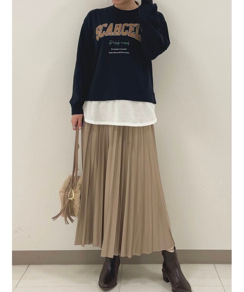 Cutie Blonde（キューティーブロンド）の「◆【S-L】フェイクレザープリーツスカート（スカート・レディース・ブラック/ダークグリーン/ダークブラウン/ベージュ・01/02/03）」の5枚目の写真