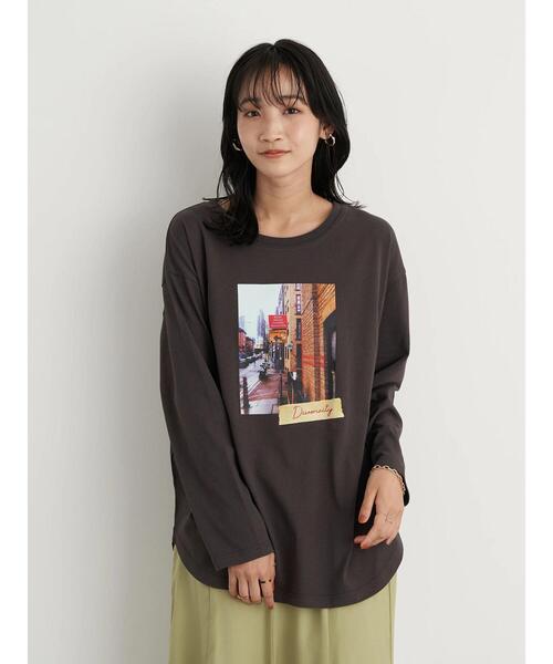 earth music&ecology(アースミュージックアンドエコロジー)の「フォトプリント長袖プルオーバー *(Tシャツ/カットソー・レディース・チャコールグレー/アイボリー/ホワイト系その他2・FREE)」の16枚目の写真